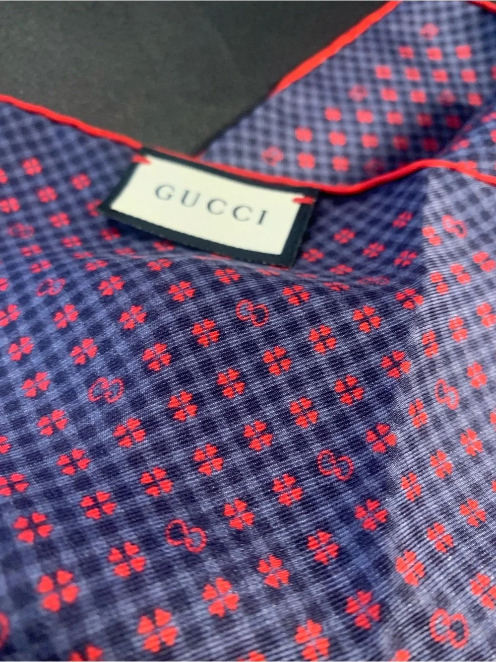 Gucci Men’s Navy and Red Patterned Silk Pocket Square